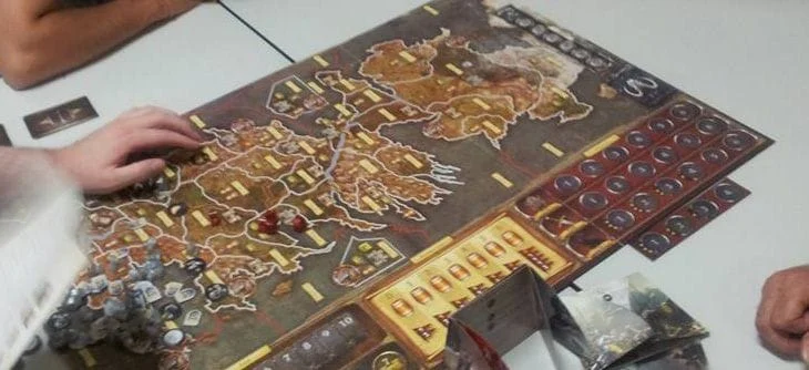 Help me Obiwan - Votre site de petites annonces pour passionnés de la culture geek et pop